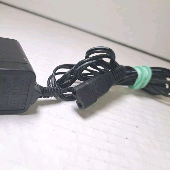 Remington DC-500 Replacement AD-3212 AC/DC Adapter 2 Prong Hole OEM Genuine - Picture 3 of 3